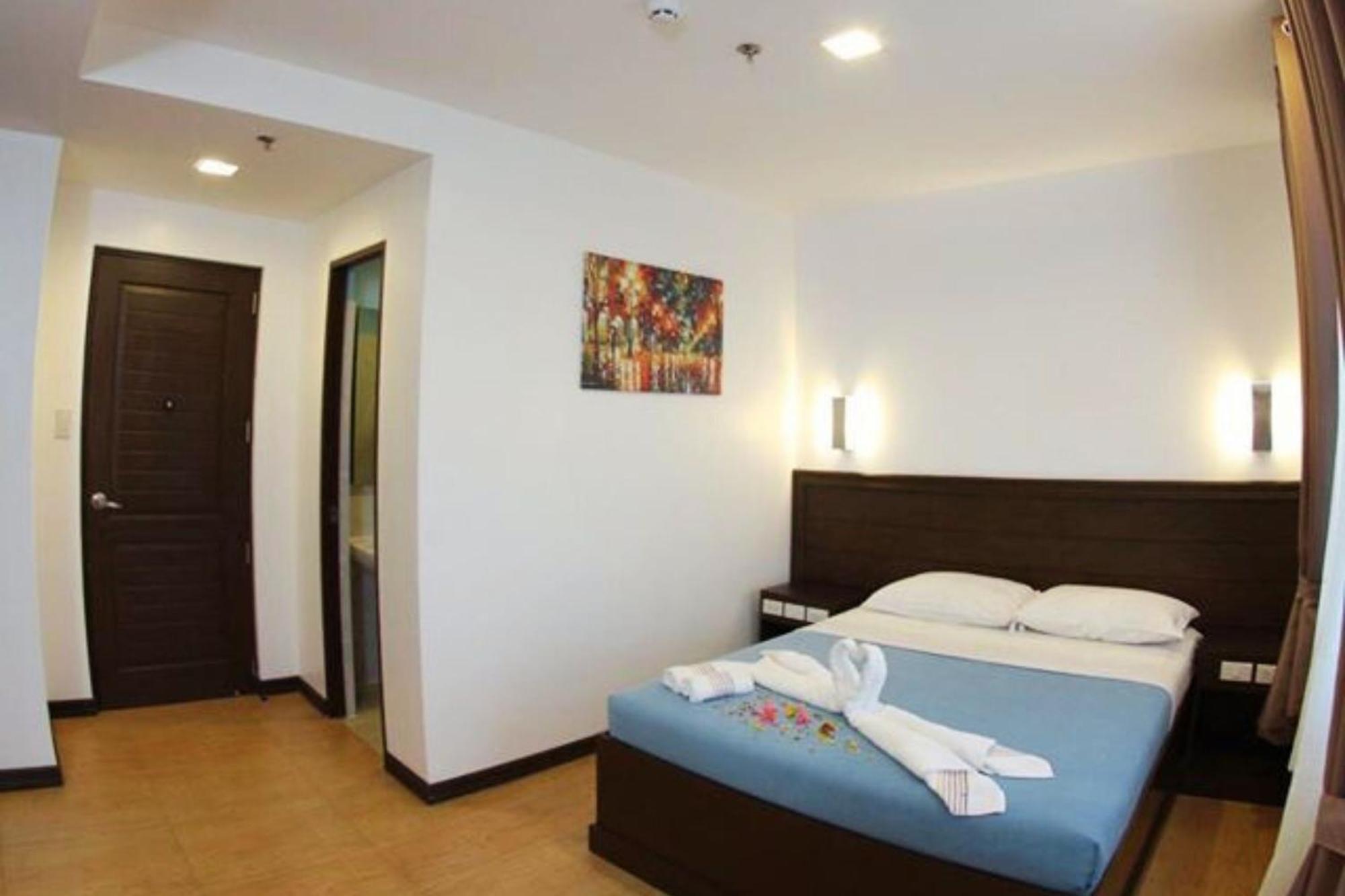 Pearli View Hotel Iloilo Powered By Cocotel Cameră foto